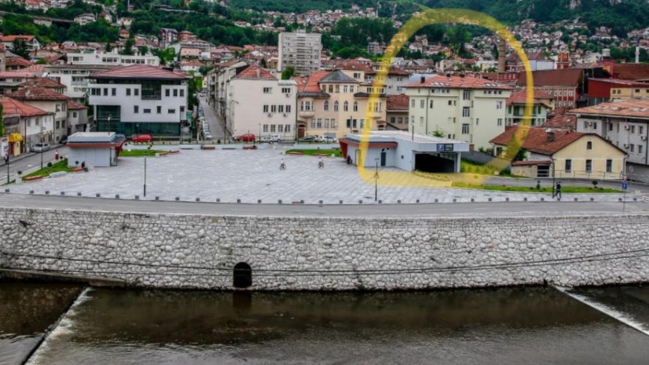 La Vita E Bella Sarajevo Bagian luar foto